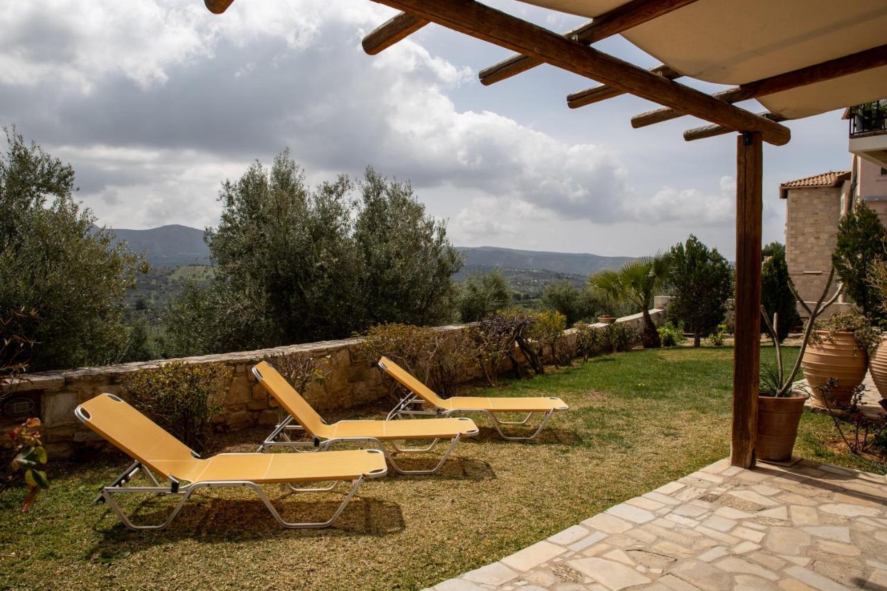 Kritamos Villa & Apartments Kamilari Bagian luar foto